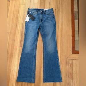 Rag & Bone NWT Nina High-Rise Flare Jeans. Size 29.